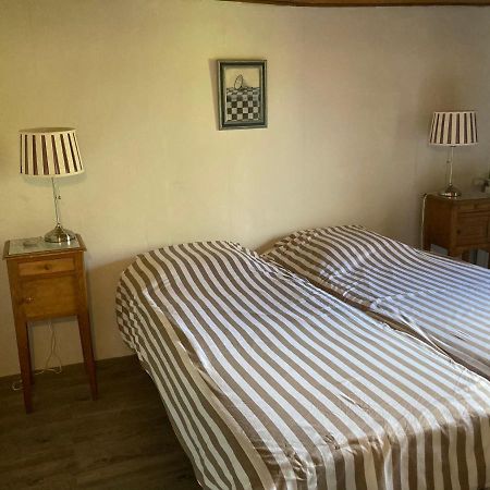Le Bois Du Four Bed & Breakfast Arfeuilles Exterior foto